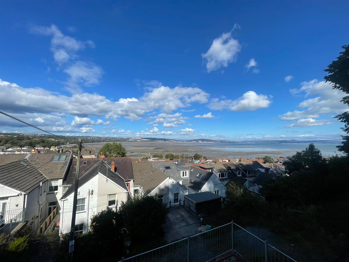 Broadview Lane, Mumbles, Swansea, SA3 4LN